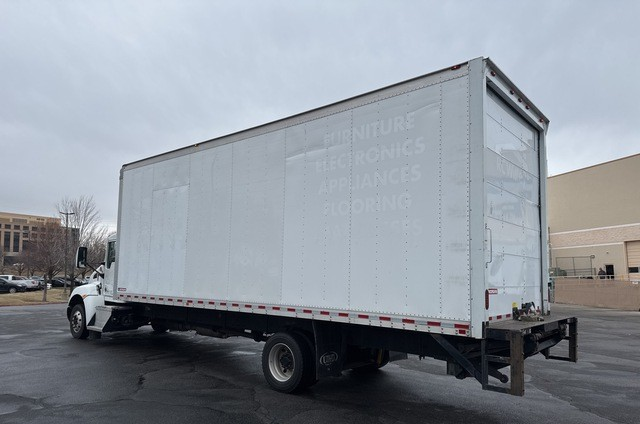 2017 Kenworth T370 4x2 Caja de 26 pies !!!!