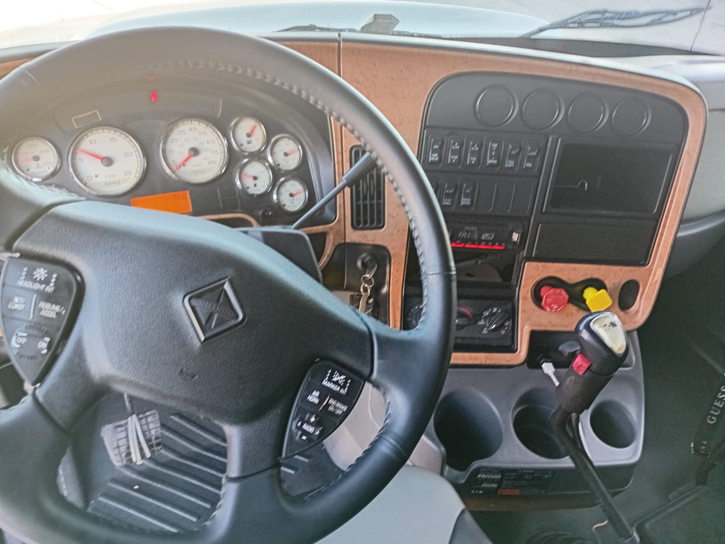 2016 International Cummins ISX
