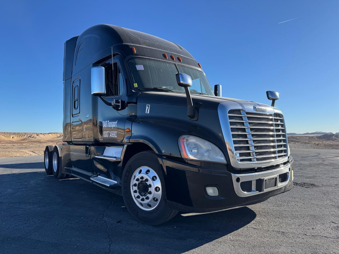 Freightliner Cascadia 2017 | Detroit DD15 | 13 Velocidades