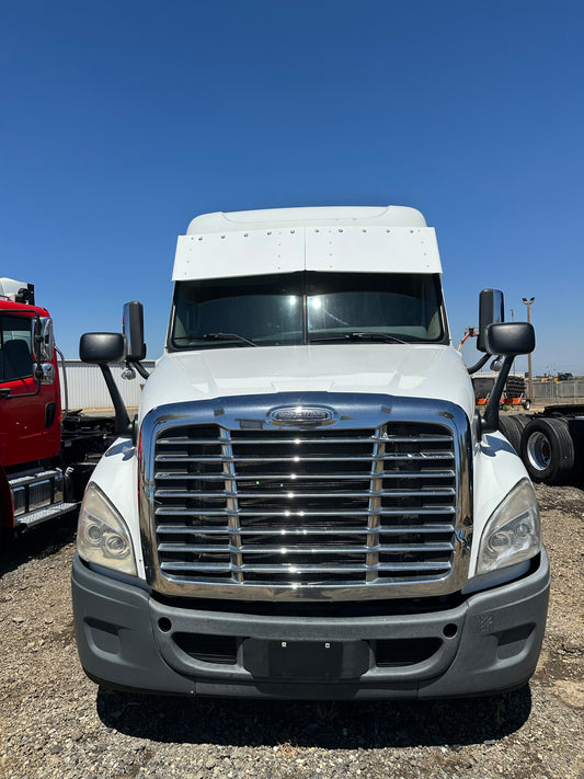 2017 Freightliner Cascadia DD15 Sleeper – Frontier Equipment Sales