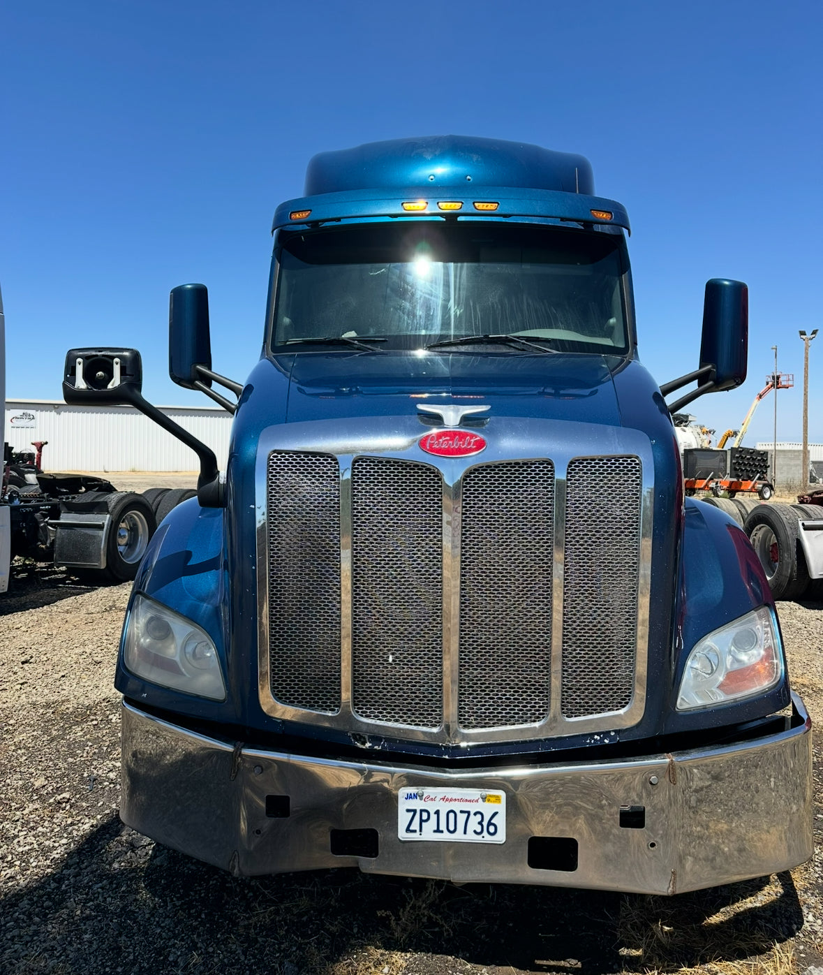 2016 Peterbilt 579 – Frontier Equipment Sales