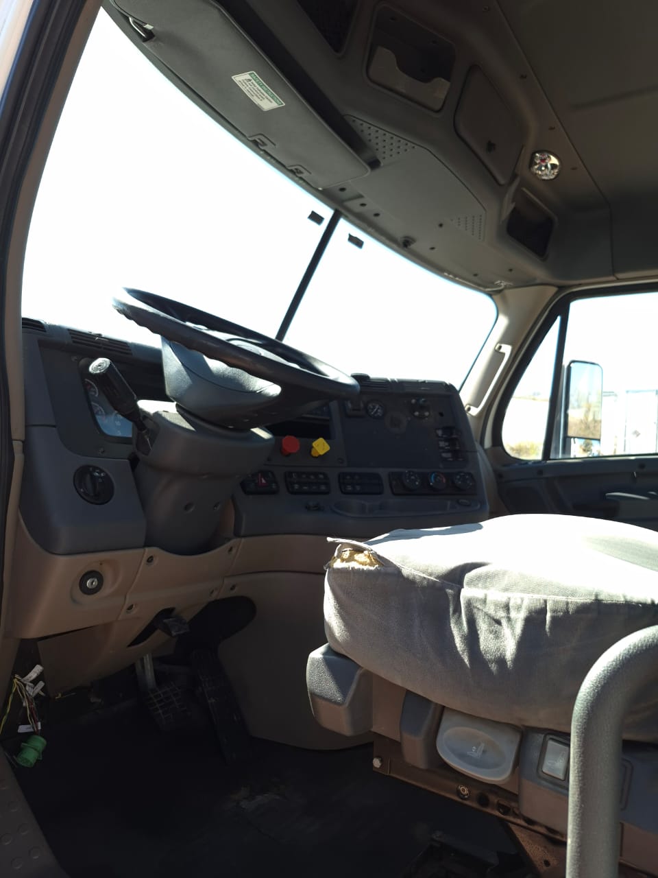 Freightliner Cascadia 2017 | Motor Cummins | Automático