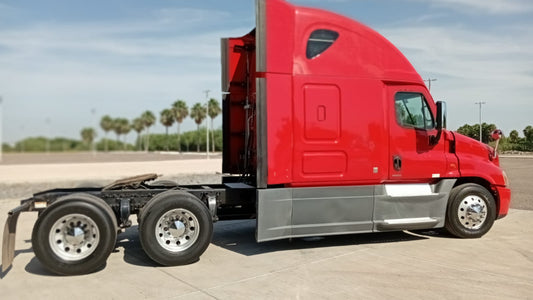 2017 Freightliner Cascadia | Motor Detroit DD15, 10 cambios