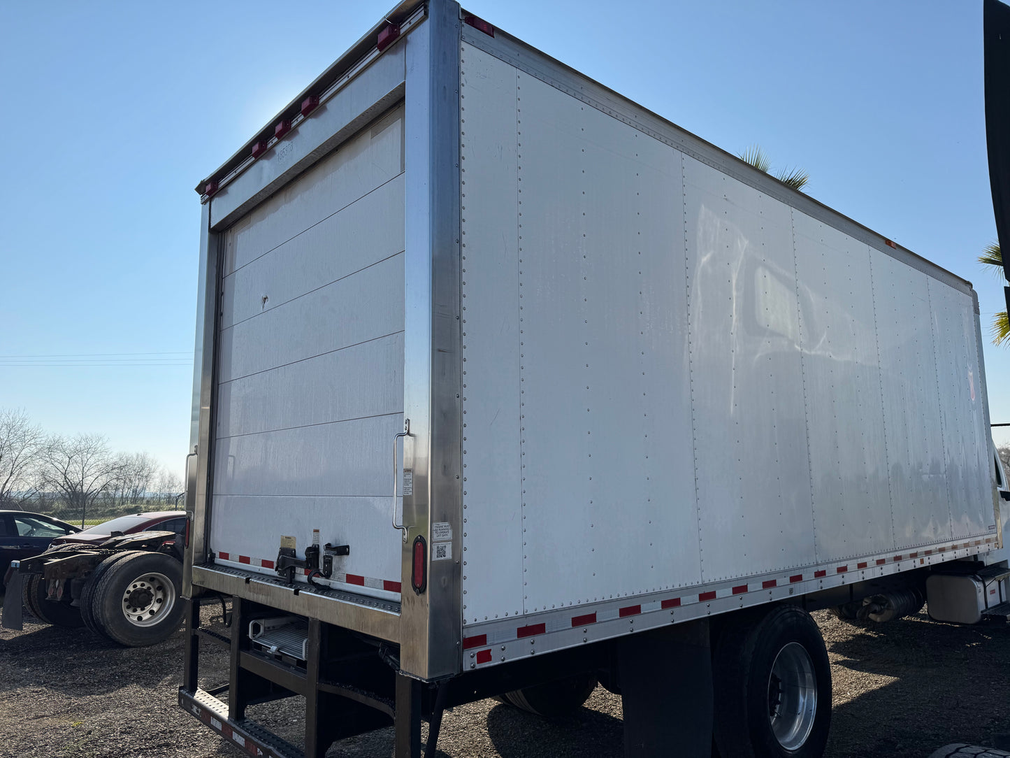 2018 Freightliner M2 refrigerador