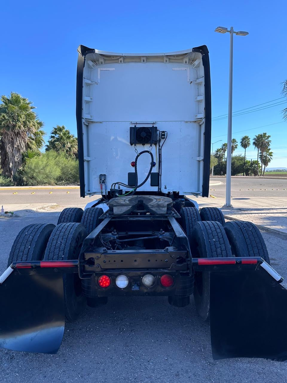 Kenworth T680 2017 | Cummins ISX | Automático