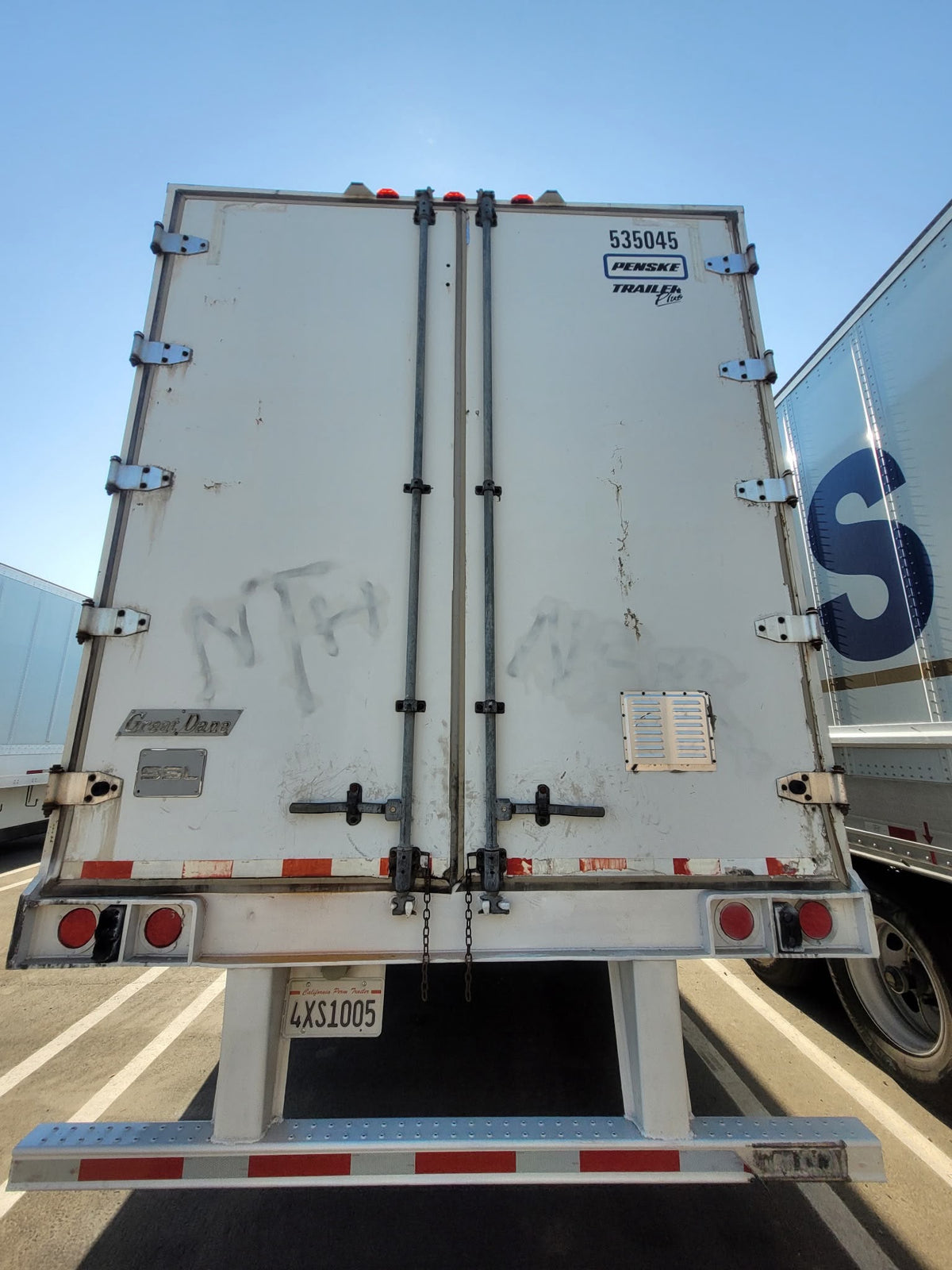 2006 GRATE DANE 53' / $250,000