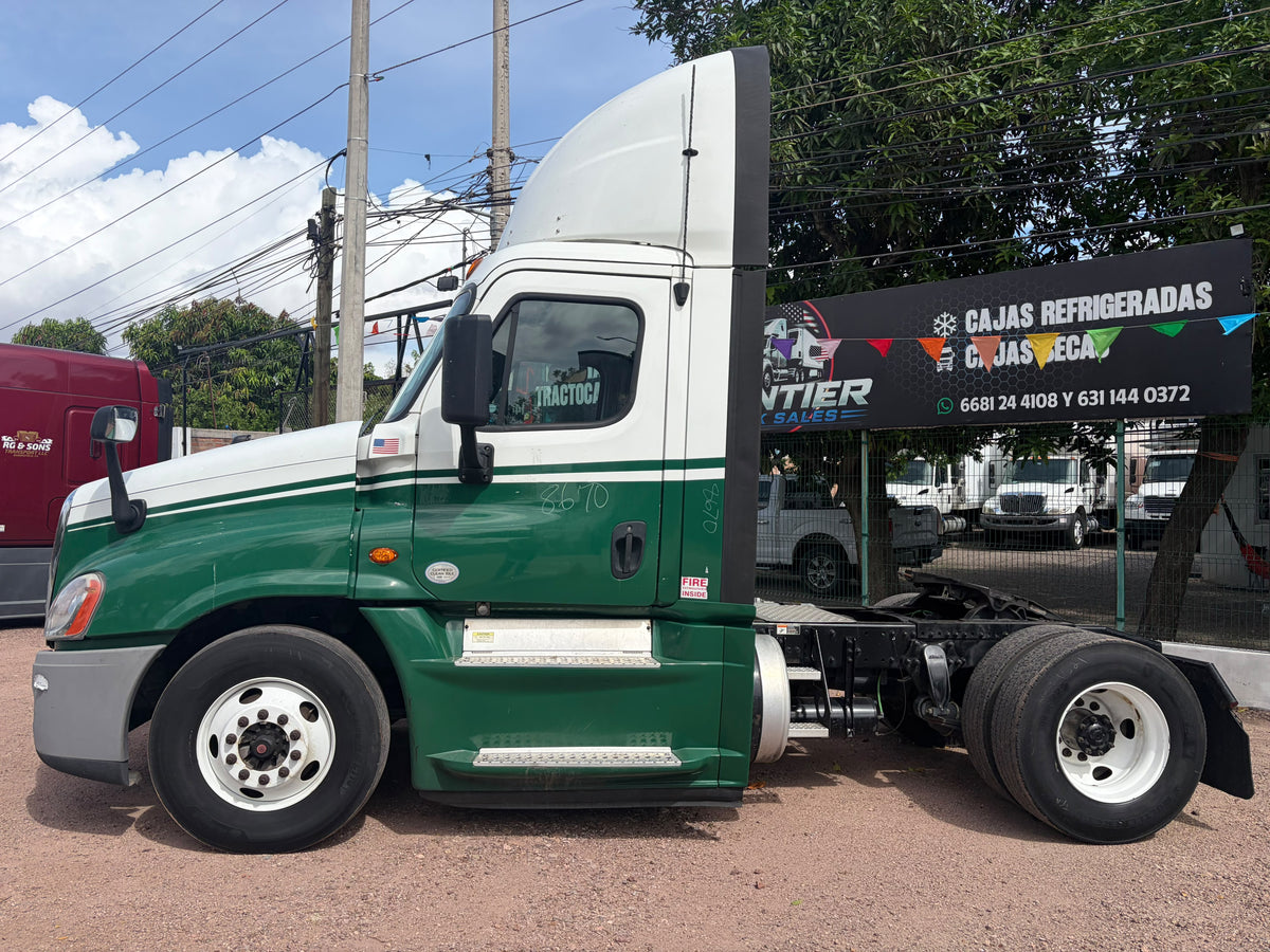 2018 FREIGHTLINER CASCADIA (MULA) / $450,000