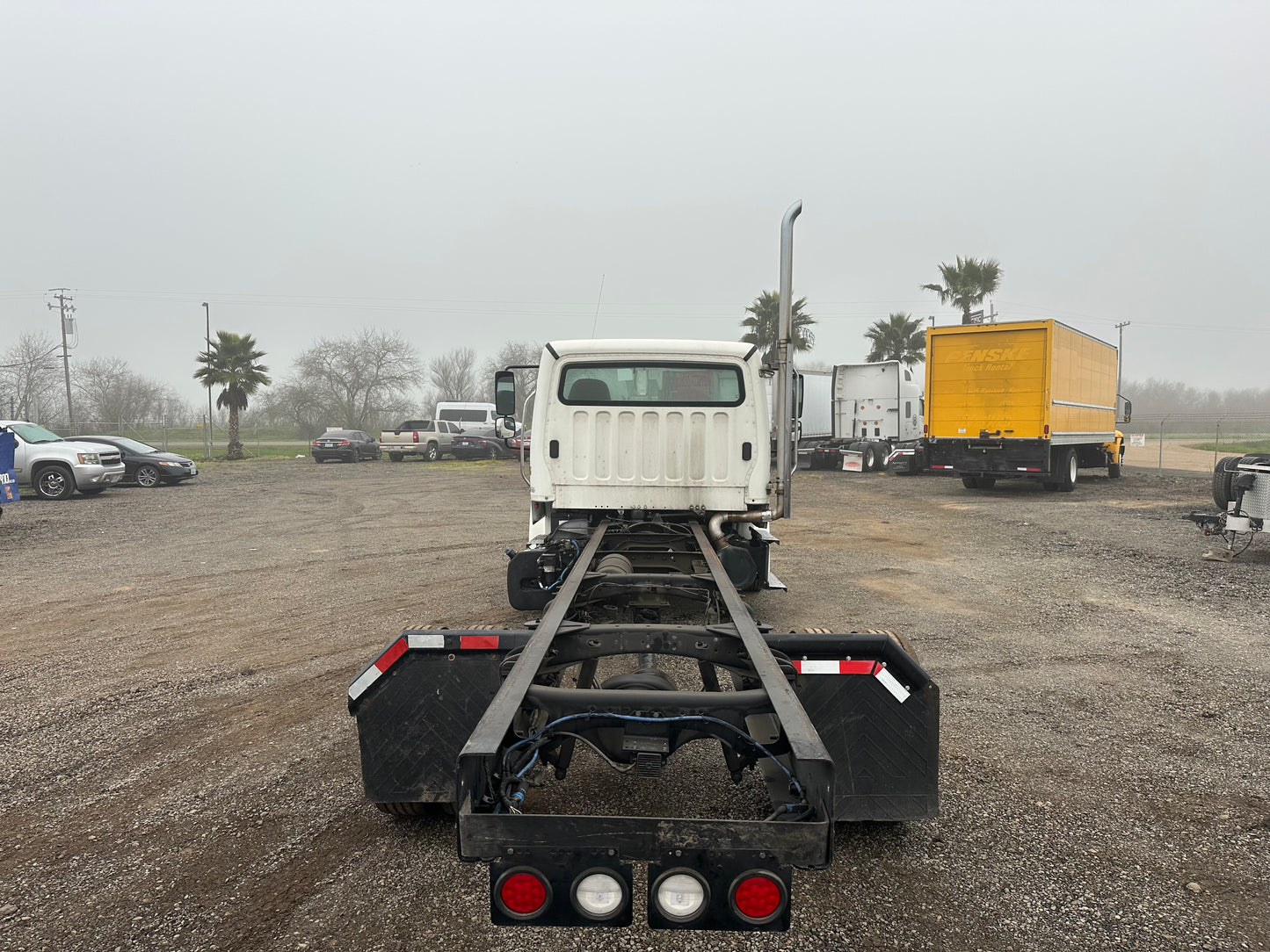 Freightliner M2 106 2018 | Motor Cummins | Automático