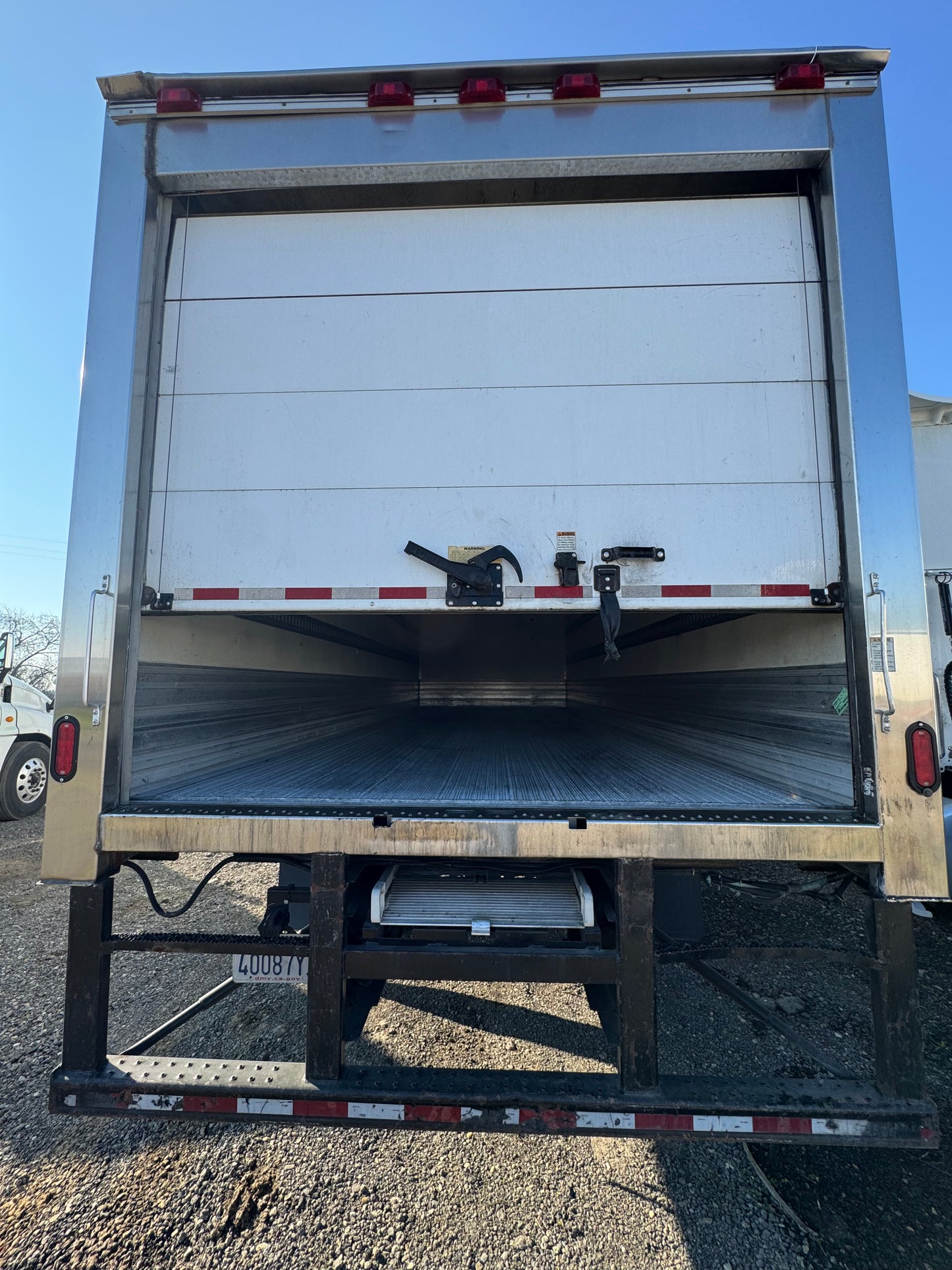 2018 Freightliner M2 refrigerador