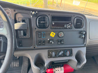 2018 Freightliner M2 refrigerador