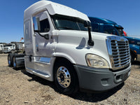 2017 Freightliner Cascadia DD15 Sleeper – Frontier Equipment Sales
