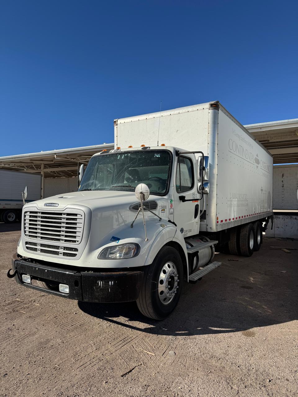 FREIGHTLINER 2016 | Motor DD13 | Transmisión Manual | M2 3 Ejes | Blanco