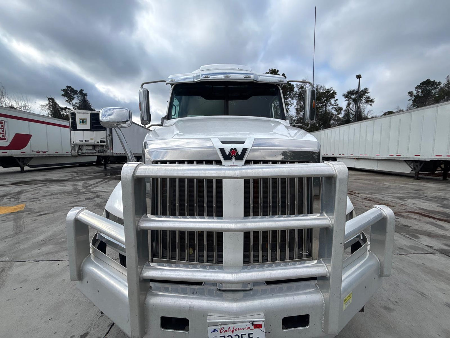 Western Star 2018 | Detroit DD15 | Automático DT12