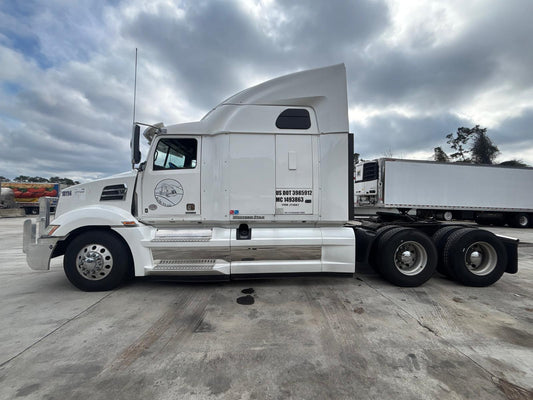 Western Star 2018 | Detroit DD15 | Automático DT12