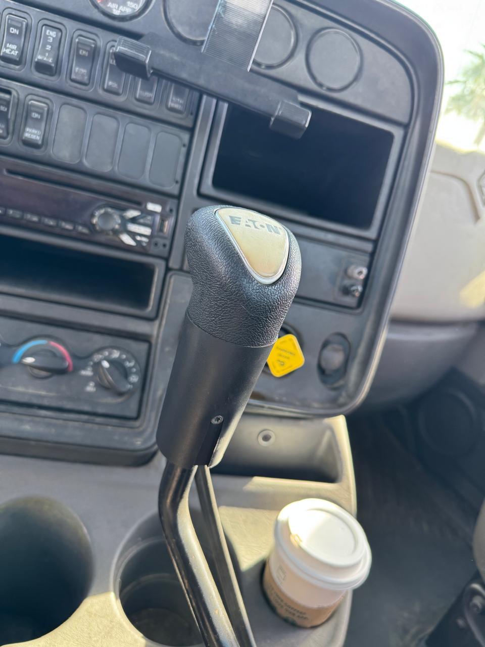 2016 International Day Cab | Motor Cummins ISX, 10 cambios