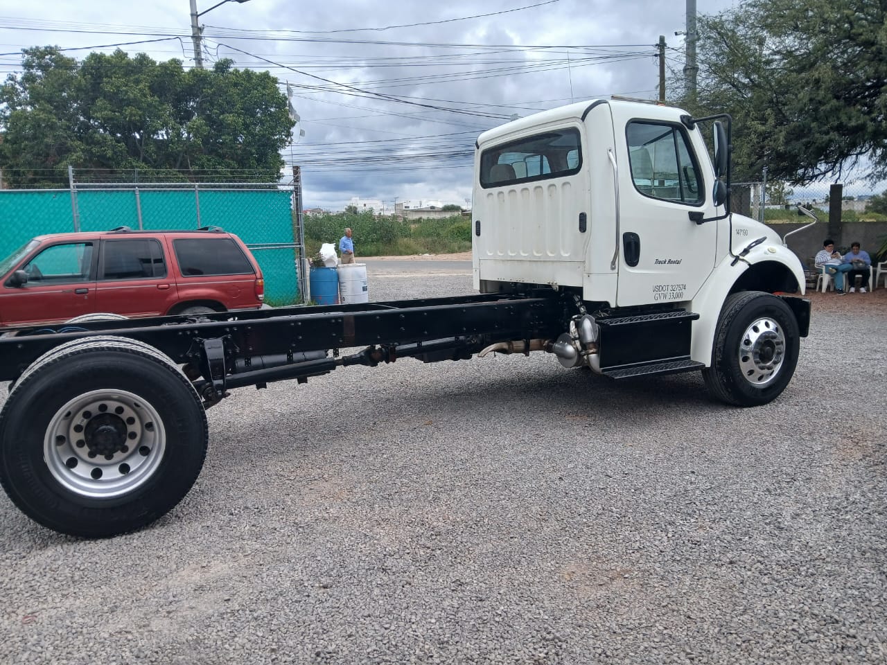 2016 Freightliner M2 con Caja Supreme 18 Ft – Frontier Equipment Sales