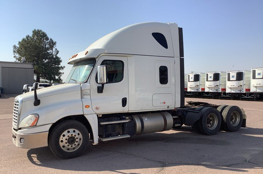 Freightliner Cascadia 2017 | Motor Detroit DD15 | Standar de 10 Velocidades | En Venta